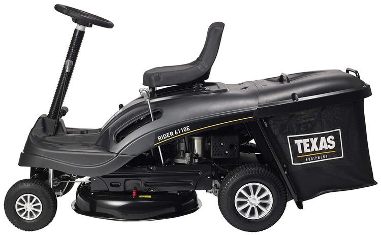 Texas Rider 6110E Aufsitzmäher mit Grasfangkorb für die Rasenpflege.