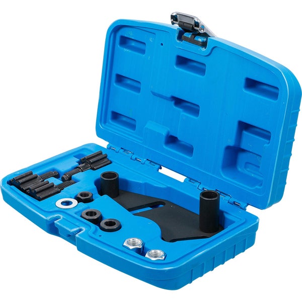 Werkzeugsatz in einem blauen Kunststoffkoffer