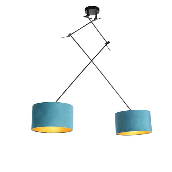 Zweiflammige Pendelleuchte mit verstellbaren schwarzen Metallarmen und blauen Stoffschirmen mit goldener Innenseite.