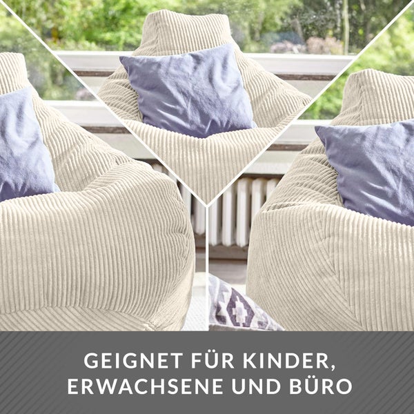 Beiger Sessel-Sitzsack aus Kord mit Kissen auf einem Teppich
