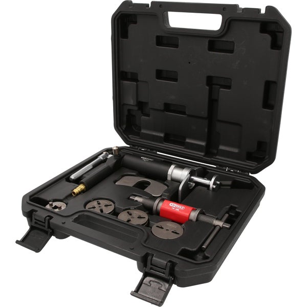 Bremskolbenrücksteller-Satz in geöffnetem, schwarzem Werkzeugkoffer