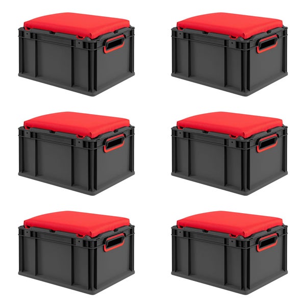 Sechs graue Aufbewahrungsboxen mit roten Sitzkissen