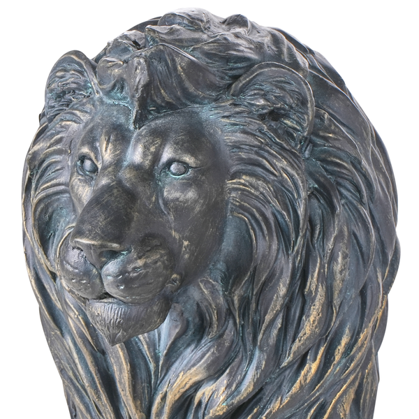 Gartenfigur Löwenkopf aus Kunststein in Bronzeoptik für die Gartendekoration.