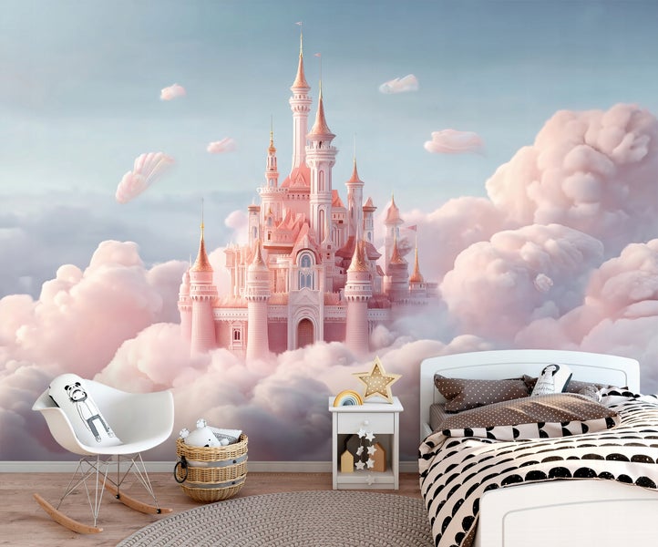 Kinderzimmer mit einem Wandbild eines Schlosses in den Wolken, einem Bett, einem Nachttisch, einem Stuhl und einem Teppich