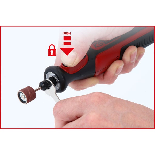 Ein Multifunktionswerkzeug mit Schleifband wird mit einem Schraubenschlüssel bedient. Eine Grafik zeigt, wo man drücken muss, um das Gerät zu verriegeln.