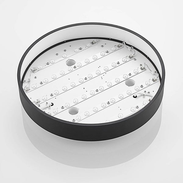 Innenansicht einer runden LED-Deckenleuchte mit sichtbaren LED-Modulen und Verkabelung.