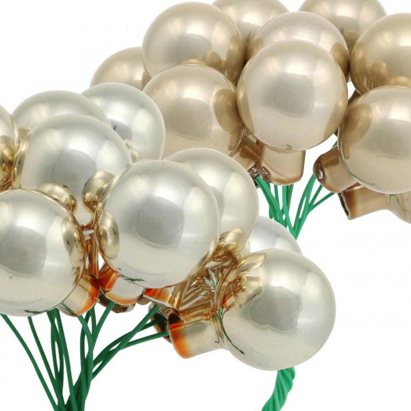 Dekorative Christbaumkugeln mit Drahtstiel