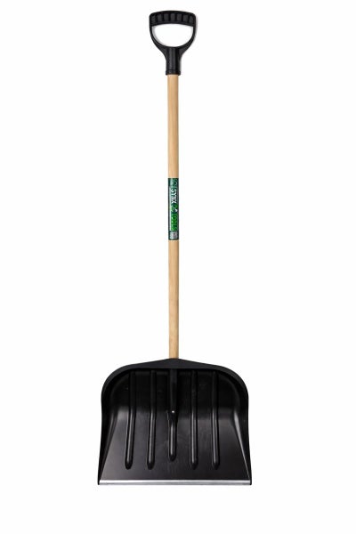 Schneeschaufel mit Holzstiel und D-Griff