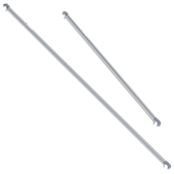 Zwei Gerüst-Diagonalen aus Metall mit Befestigungshaken an den Enden.