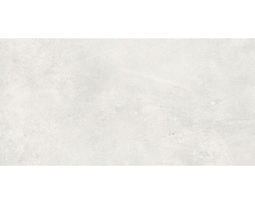 Wandfliese oder Bodenfliese mit dezenter Betonoptik in rechteckigem Format