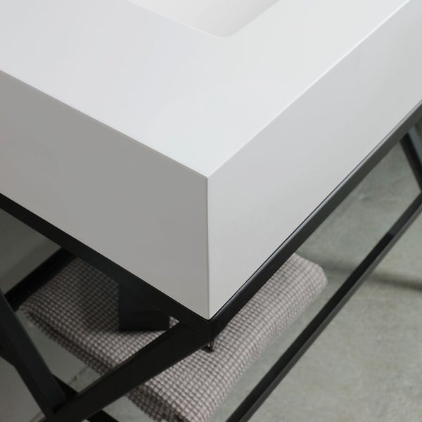 Waschtisch mit Handtuchhalter