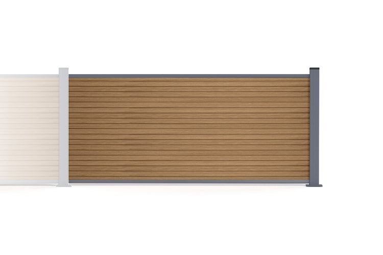 Sichtschutzelement aus Holzoptik Kunststoff mit Metallpfosten als Teil eines Gartenzaunsystems