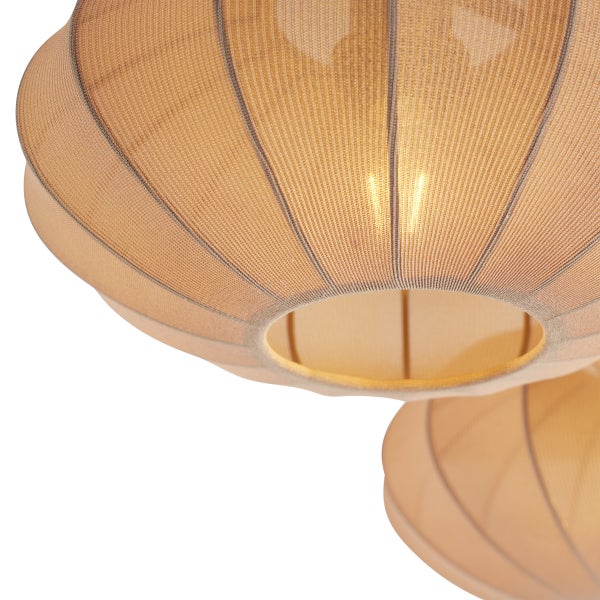 Lampenschirm aus strukturiertem Textilgewebe mit vertikalem Rippenmuster