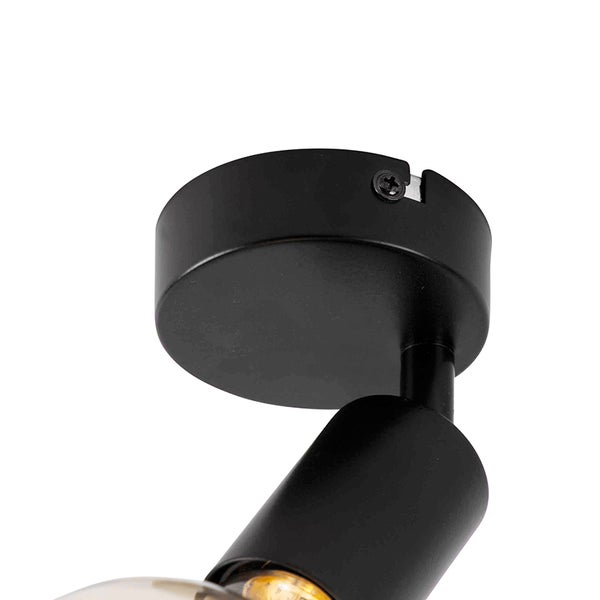 Detailaufnahme einer schwarzen Deckenleuchte