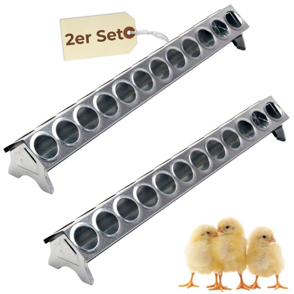 Zwei Futtertröge für Küken als Set
