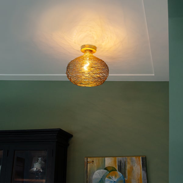 Deckenleuchte mit Lampenschirm aus Metalldraht