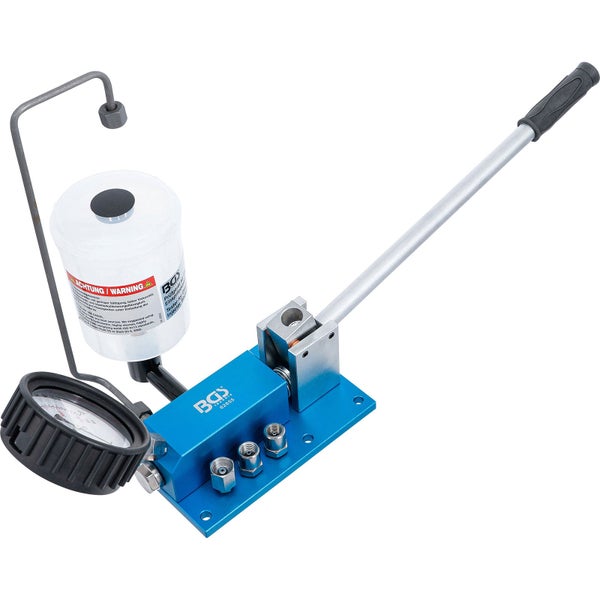 BGS Technic Düsenprüfgerät mit Manometer, Kraftstoffbehälter und Hebel