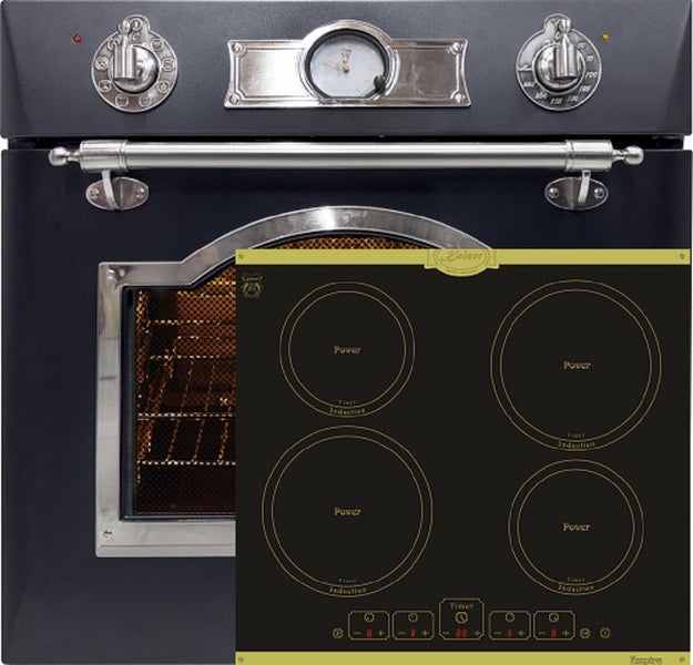Einbau Backofen im Retro Design mit Kaiser Logo und Induktionskochfeld Set.