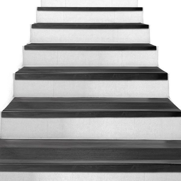 Stufenmatte aus Gummi Treppenschutz Stufenschutz 30x90cm Rillen Schwarz