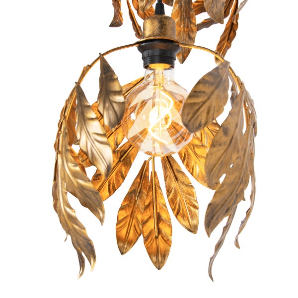 Goldfarbene Hängeleuchte mit Blätterdesign und Glühbirne