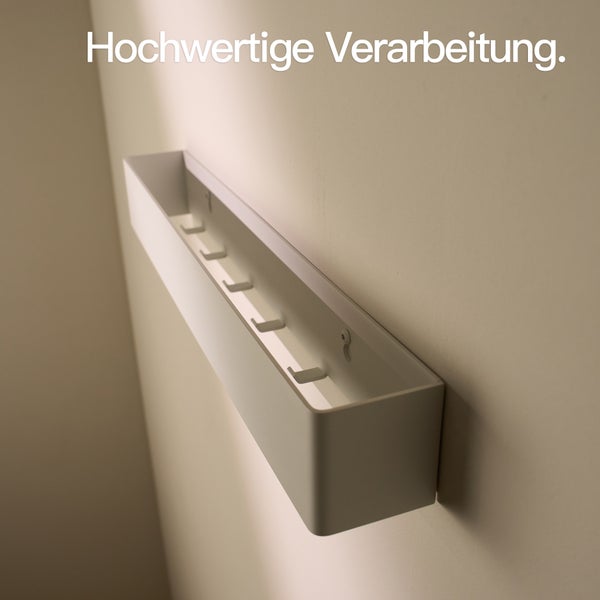 Designfabrik Hamburg Garderobe mit versteckten Haken  |  Wandgarderobe Weiß 57 cm