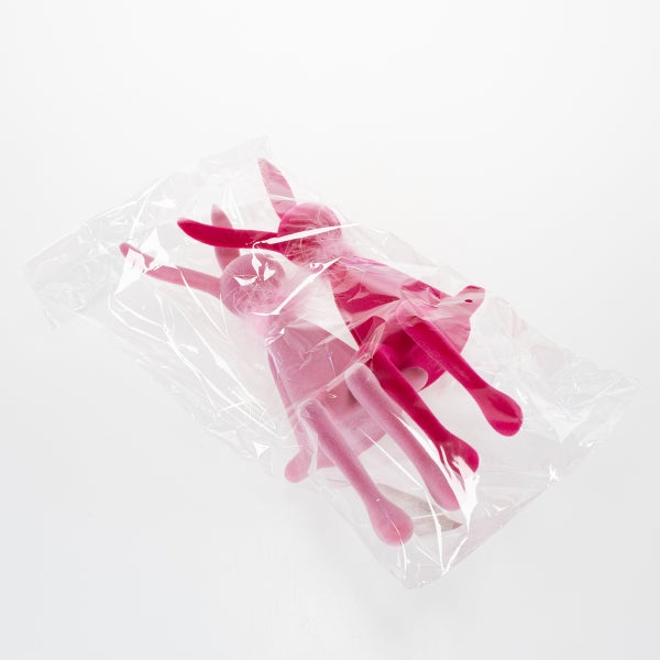 Verpackung mit rosa Figuren