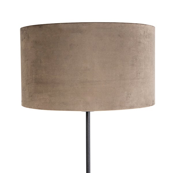 Stehlampe mit Stoffschirm