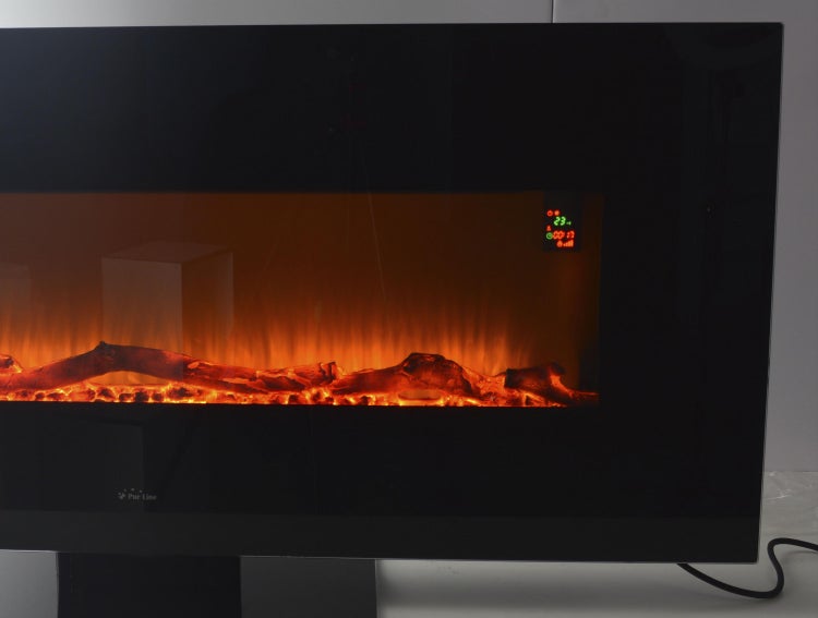 Elektrischer Kamin mit Flammeneffekt und digitaler Anzeige