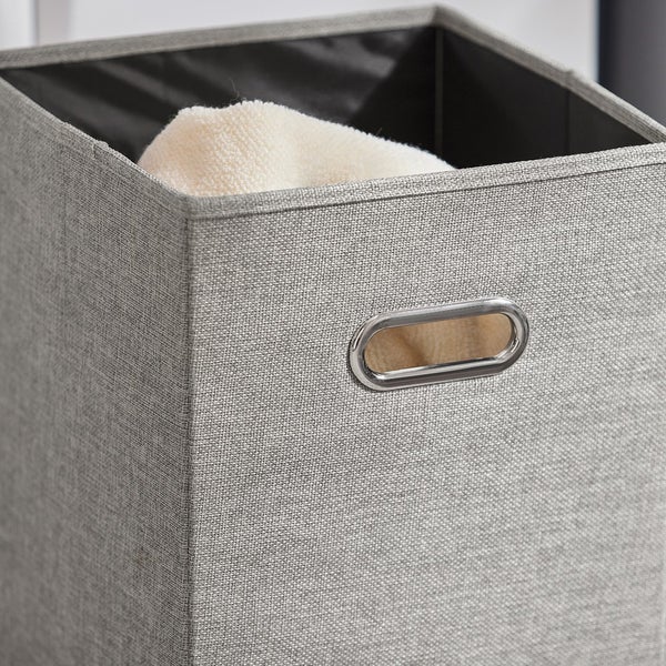 Grauer Stoffaufbewahrungskorb mit Griffdetail