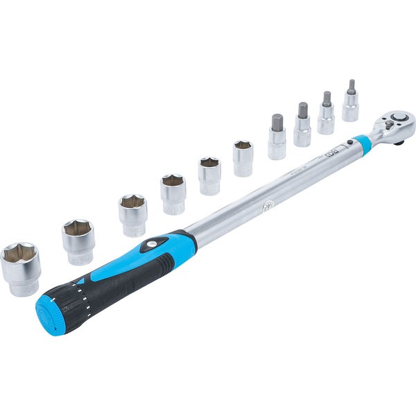 Drehmomentschlüssel mit Steckschlüsseln und Bits