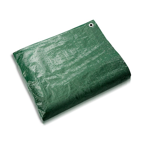Gefaltete grüne Gewebeplane mit einer Metallöse zur Befestigung.
