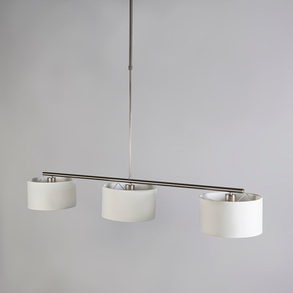 Dreiflammige Pendelleuchte mit Schirmen