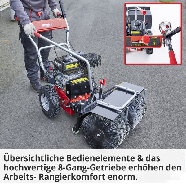 Kehrmaschine von Hecht mit Bedienhebel und Bürstenwalze