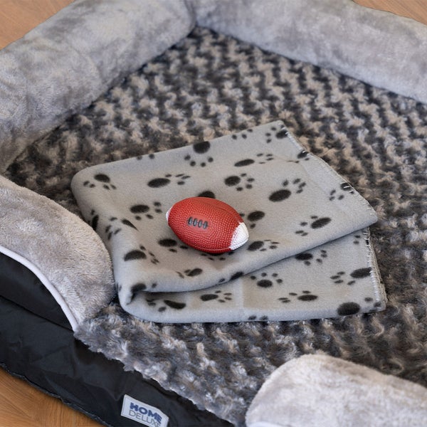 Home Deluxe - Orthopädisches Hundebett SCOOBY - Maße: 120 x 85 x 20 cm, Farbe: Schwarz / Grau , inkl. Tierdecke und Rugbyball, Baumwollfüllung, waschbarer Bezug I Hundebett Hundekissen Bett für Hunde