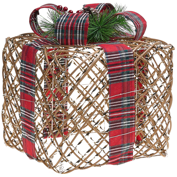 Dekoratives LED-beleuchtetes Geschenk aus Geflecht mit rot karierter Schleife, Tannennadeln, Beeren und Tannenzapfen.
