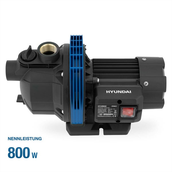 Hyundai Gartenpumpe GP80037 mit 800 Watt Nennleistung, Tragegriff und Ein-Aus-Schalter.