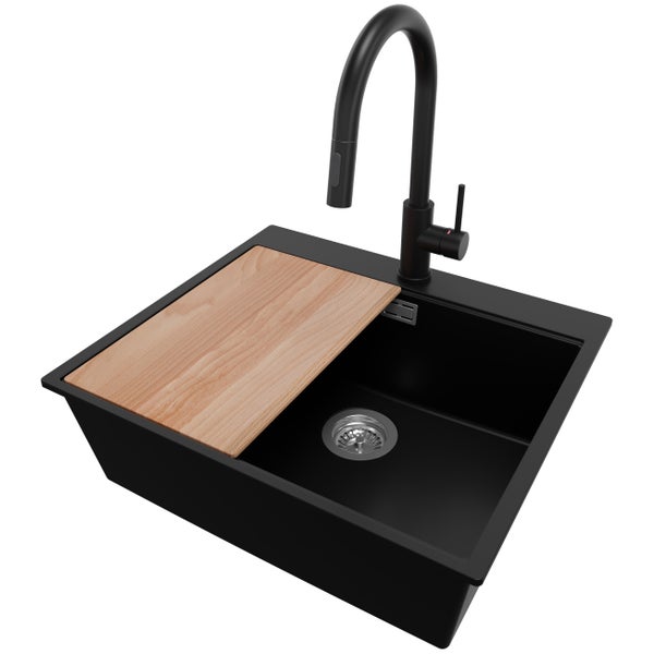 Schwarzes Spülbecken mit Schneidebrett und Wasserhahn