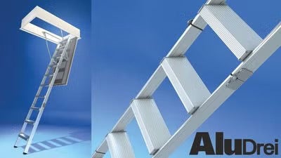Dreiteilige Bodentreppe aus Aluminium, ausgeklappt aus einer Deckenluke, mit Detailansicht der Stufen und AluDrei Logo.