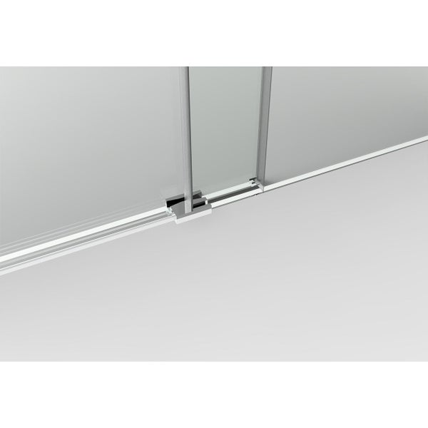 Detailansicht einer Duschkabine mit Schiebetür