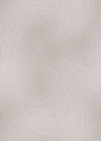 Heller Flur mit Treppe, Kommode und dekorativen Elementen