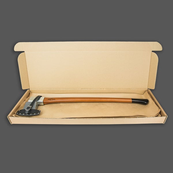 Spaltaxt von Helko Werk mit Holzstiel in einer Kartonverpackung