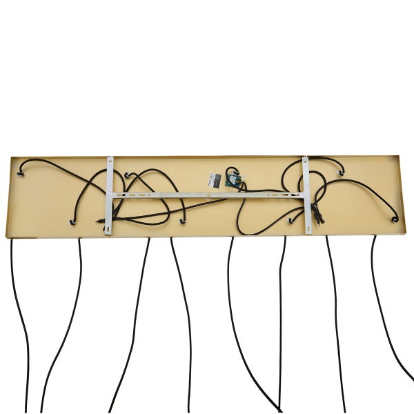 Rückseite einer Lampe mit Kabeln und Befestigung