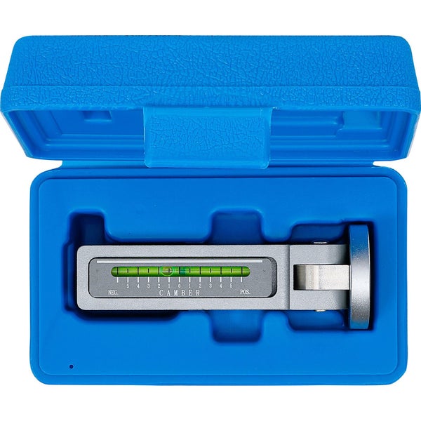 Axt mit Kunststoffgriff