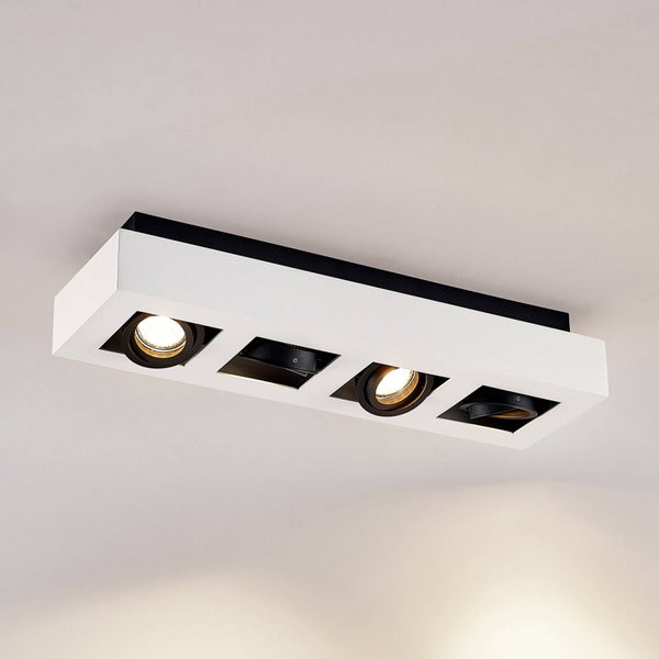 Deckenleuchte mit vier Strahlern