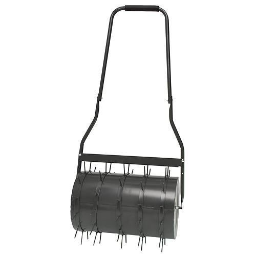 Rasenlüfter mit Stachelwalze und Griff