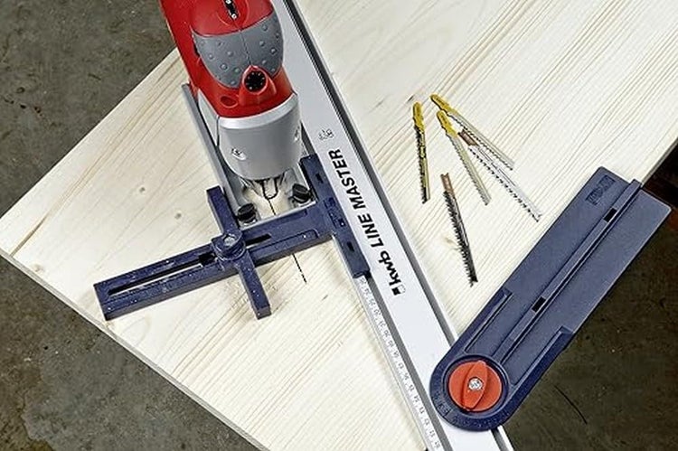 kwb LINE-MASTER Präzisionslineal 800 mm, Vorteils-Set mit Führungsschiene, Sägeführung, Winkelanschlag und 2 Spann-Zwingen, für Holz-, Bastel- und Metallarbeiten