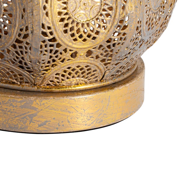 Detailaufnahme einer Tischleuchte mit orientalischem Muster