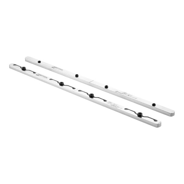 Festool Führungsstangen-Set FSV/2 zum Verbinden von Führungsschienen, zweiteilig, aus Metall mit Festool-Schriftzug.