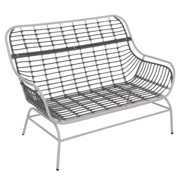 Moderne Gartenbank mit Metallgestell und einer Sitz- und Rückenfläche aus geflochtenem Seil.
