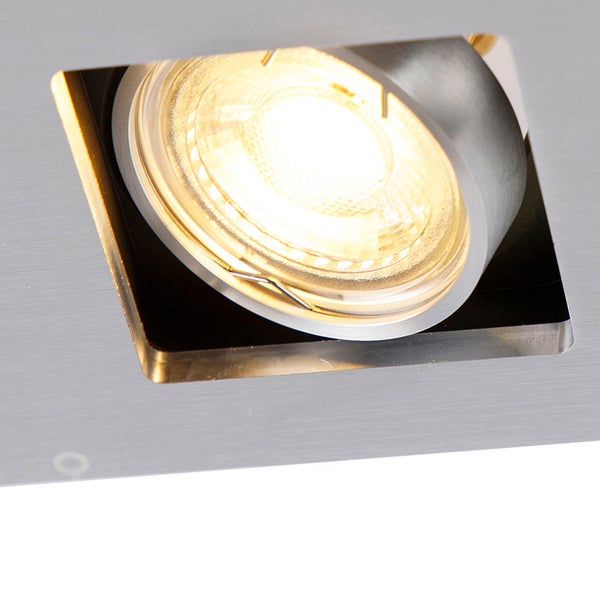 LED-Einbaustrahler aus Metall mit quadratischem Rahmen und rundem schwenkbarem Leuchtmittel, eingeschaltet.